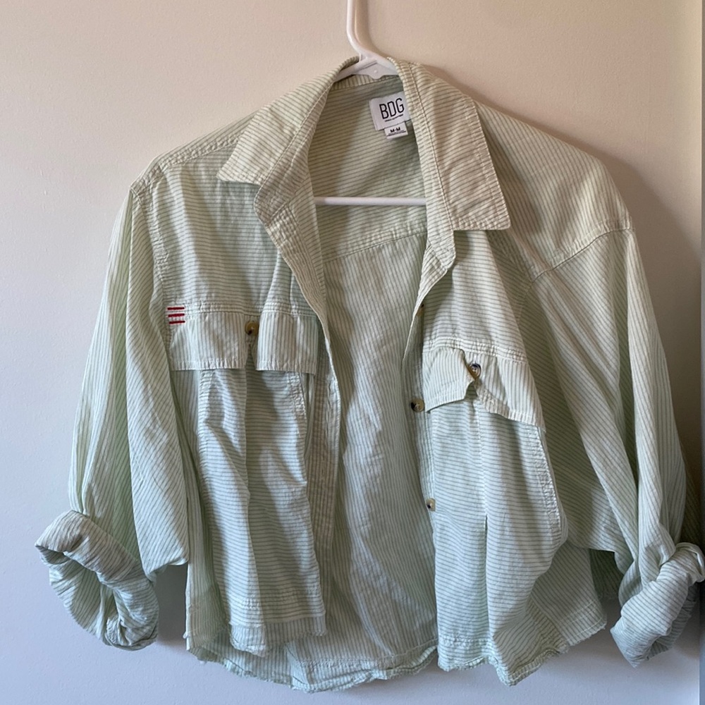 BDG cropped button down